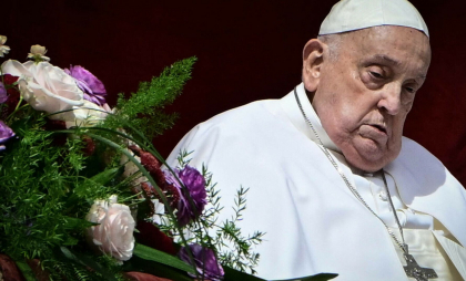Cu cine s-a întâlnit Papa Francisc cu câteva ore înainte să moară. Reacție pe X: „Era evident”
Cu cine s-a întâlnit Papa Francisc cu câteva ore înainte să moară. Reacție pe X: „Era evident”