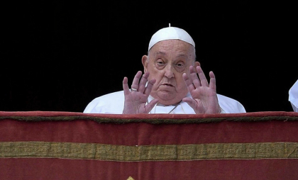Ce probleme de sănătate avea Papa Francisc. Suveranul Pontif, vizibil slăbit în ultimele sale apariții - FOTO
