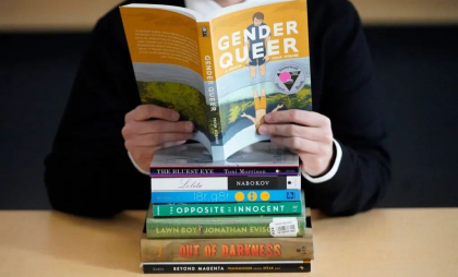Curtea Supremă a SUA va analiza manualele şcolare care conţin subiecte LGBT+