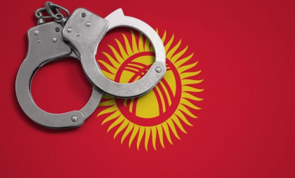 Un oficial rus și alte trei persoane au fost arestate în Kârgâzstan. Aceștia recrutau bărbați pentru a lupta în războiul din Ucraina Un oficial rus și alte trei persoane au fost arestate în Kârgâzstan. Aceștia recrutau bărbați pentru a lupta în războiul din Ucraina