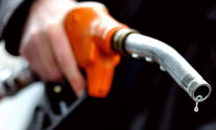 Carburanții se scumpesc din nou. Prețuri stabilite de ANRE pentru benzină și motorină - FOTO