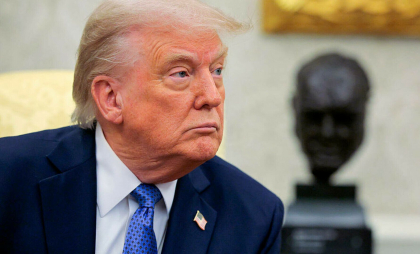 Donald Trump vinde şepci cu inscripţia ”Trump 2028”, deși nu se știe dacă poate candida pentru un al treilea mandat Donald Trump vinde şepci cu inscripţia ”Trump 2028”, deși nu se știe dacă poate candida pentru un al treilea mandat