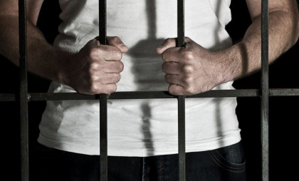 Un bărbat din Fălești - condamnat la ani grei de închisoare, după ce a ucis în bătaie o persoană. Cum s-a întâmplat totul Un bărbat din Fălești - condamnat la ani grei de închisoare, după ce a ucis în bătaie o persoană. Cum s-a întâmplat totul