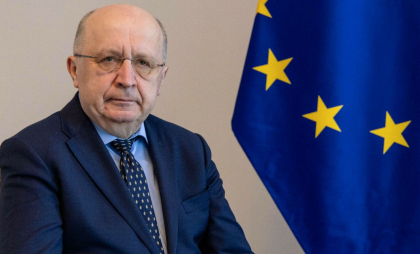 Comisar european: „A cere Ucrainei să cedeze teritoriu lui Vladimir Putin este o repetare istorică tragică”
Comisar european: „A cere Ucrainei să cedeze teritoriu lui Vladimir Putin este o repetare istorică tragică”