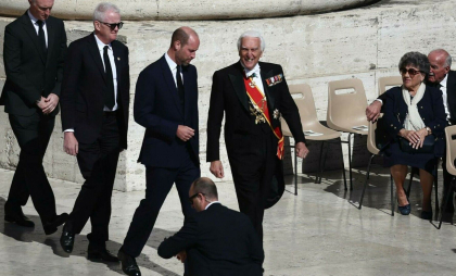 Prinţul William l-a reprezentat pe Regele Charles al III-lea la funeraliile Papei Francisc - FOTO