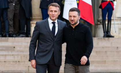Macron anunță că Ucraina este gata de o încetare necondiționată a focului. Întâlnire cu Volodimir Zelenski la Roma
Macron anunță că Ucraina este gata de o încetare necondiționată a focului. Întâlnire cu Volodimir Zelenski la Roma
