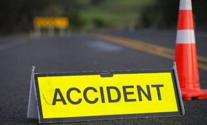 Accident grav la Sîngera. O persoană a fost transportată la spital, după ce șoferul mașinii în care se afla a pierdut controlul volanului și s-a răsturnat Accident grav la Sîngera. O persoană a fost transportată la spital, după ce șoferul mașinii în care se afla a pierdut controlul volanului și s-a răsturnat