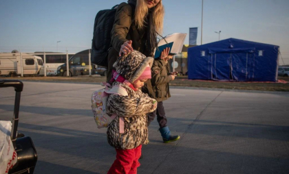 Ucraina evacuează copiii din patru aşezări din Dnipropetrovsk din cauza apropierii trupelor ruse Ucraina evacuează copiii din patru aşezări din Dnipropetrovsk din cauza apropierii trupelor ruse