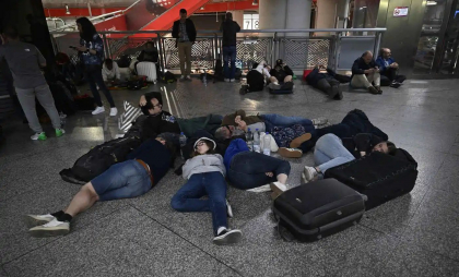 Cele cinci lucruri esențiale de care ai nevoie pentru a trece cu bine peste o pană de curent
