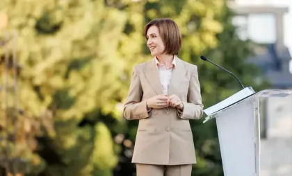 Președintele Maia Sandu, de Ziua Muncii: „Munca voastră asigură continuitate, siguranță și încredere în fiecare ” - FOTO Președintele Maia Sandu, de Ziua Muncii: „Munca voastră asigură continuitate, siguranță și încredere în fiecare ” - FOTO