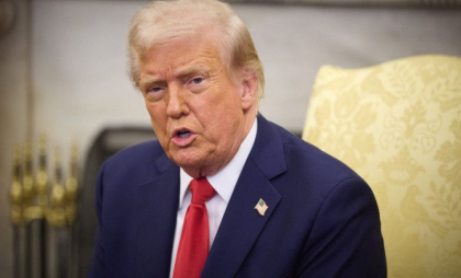 Donald Trump vrea să dea în judecată New York Times. Președintele SUA acuză publicația de interferență în alegeri Donald Trump vrea să dea în judecată New York Times. Președintele SUA acuză publicația de interferență în alegeri
