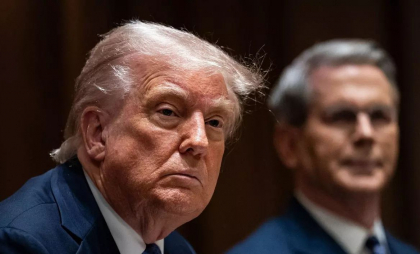 Trump e legat acum de viitorul Ucrainei. Însă textul acordului făcut public de guvernul Ucrainei nu menționează garanțiile de securitate la care spera Kievul