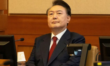 Fostul preşedinte sud-coreean Yoon Suk Yeol, inculpat cu privire la ”abuz de putere”, după ce a încercat să impună legea marţială
Fostul preşedinte sud-coreean Yoon Suk Yeol, inculpat cu privire la ”abuz de putere”, după ce a încercat să impună legea marţială