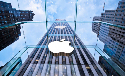 Apple anunţă că majoritatea telefoanelor iPhone ”made in China” vor deveni ”made in India”
Apple anunţă că majoritatea telefoanelor iPhone ”made in China” vor deveni ”made in India”