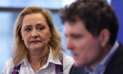 Scandal în alegerile din România: Elena Lasconi publică fotografii în care afirmă că apar Nicușor Dan și Victor Ponta la o întâlnire cu Florian Coldea: „Avem cu toții nevoie de niște explicații” Scandal în alegerile din România: Elena Lasconi publică fotografii în care afirmă că apar Nicușor Dan și Victor Ponta la o întâlnire cu Florian Coldea: „Avem cu toții nevoie de niște explicații”