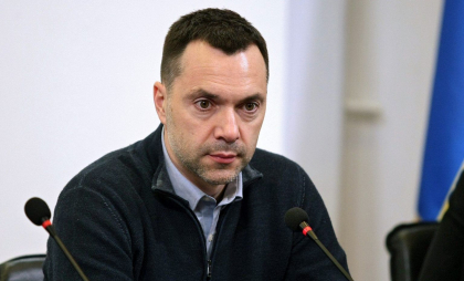 Zelenski a impus sancțiuni împotriva lui Arestovici Zelenski a impus sancțiuni împotriva lui Arestovici