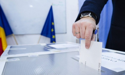 Aproape 91 de mii de cetățeni români din Republica Moldova au venit la urne, timp de trei zile de alegeri în diasporă Aproape 91 de mii de cetățeni români din Republica Moldova au venit la urne, timp de trei zile de alegeri în diasporă