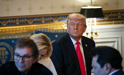 Imaginea controversată a lui Trump transformat în papă provoacă indignare în comunitatea catolică