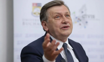 Rezultatele exit poll, prima reacție a lui Crin Antonescu: „Așteptăm să numărăm fiecare vot”