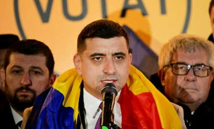 De ce se tem ucrainenii dacă George Simion va ajunge președinte al României. Liderul AUR, interzis în Ucraina
 De ce se tem ucrainenii dacă George Simion va ajunge președinte al României. Liderul AUR, interzis în Ucraina