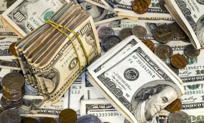 Curs valutar BNM pentru 5 mai. Cât costă astăzi un euro și un dolar - FOTO
Curs valutar BNM pentru 5 mai. Cât costă astăzi un euro și un dolar - FOTO