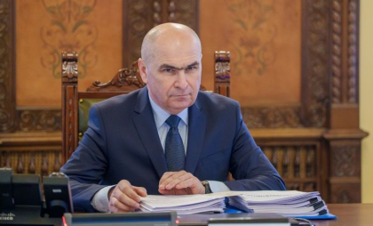 Primul mesaj transmis de Ilie Bolojan după încheierea turului I al alegerilor prezidențiale: „România funcționează” Primul mesaj transmis de Ilie Bolojan după încheierea turului I al alegerilor prezidențiale: „România funcționează”
