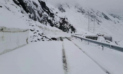 S-au întors ninsorile în România. Stratul depus de zăpadă a ajuns în unele locuri la peste 7 centimetri - FOTO S-au întors ninsorile în România. Stratul depus de zăpadă a ajuns în unele locuri la peste 7 centimetri - FOTO