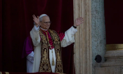 În doar câteva ore, Papa Leon al XIV-lea va oficia prima lui slujbă în Capela Sixtină