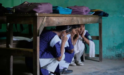 Pakistanul și-a închis spațiul aerian și lovește India după ce aceasta i-a atacat peste noapte trei baze aeriene