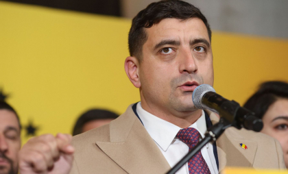 Ambasadorul României în SUA reacţionează la declaraţiile lui George Simion privind Visa Waiver: „Dovadă de servilism” Ambasadorul României în SUA reacţionează la declaraţiile lui George Simion privind Visa Waiver: „Dovadă de servilism”