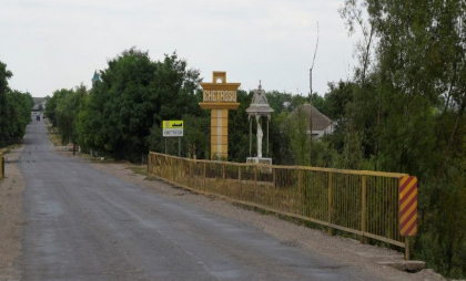 Un angajat al INSP Nord a ajuns la spital, după ce s-a răsturnat cu mașina. Polițistul se afla în afara orelor de lucru Un angajat al INSP Nord a ajuns la spital, după ce s-a răsturnat cu mașina. Polițistul se afla în afara orelor de lucru
