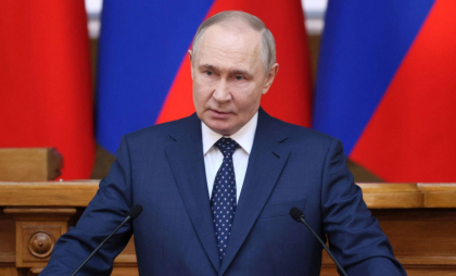 În timp ce lumea așteaptă să anunțe dacă va veni la negocieri în Turcia, Putin se laudă cu o armată tot mai mare În timp ce lumea așteaptă să anunțe dacă va veni la negocieri în Turcia, Putin se laudă cu o armată tot mai mare