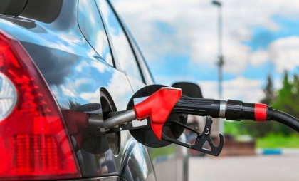 Prețul carburanților continuă să crească. Cât vor achita șoferii pentru benzină și motorină. Noile prețuri stabilite de ANRE - FOTO
Prețul carburanților continuă să crească. Cât vor achita șoferii pentru benzină și motorină. Noile prețuri stabilite de ANRE - FOTO