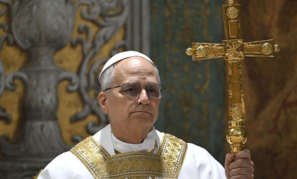 Papa Leon al XIV-lea, primul discurs diplomatic: Militează pentru familia tradițională și „respect pentru migranți” Papa Leon al XIV-lea, primul discurs diplomatic: Militează pentru familia tradițională și „respect pentru migranți”