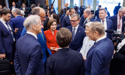 Alături de președinți ai statelor UE și oficiali europeni de rang înalt, Maia Sandu, participă la summitul Comunității Politice Europene: „Am venit cu scopul de a promova interesele Moldovei” - GALERIE FOTO Alături de președinți ai statelor UE și oficiali europeni de rang înalt, Maia Sandu, participă la summitul Comunității Politice Europene: „Am venit cu scopul de a promova interesele Moldovei” - GALERIE FOTO