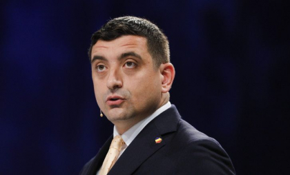 Val de ironii după ce George Simion a stâlcit franceza în direct, la un post tv din Franța: „Nous voulons ăăă... o încetare a focului”- VIDEO Val de ironii după ce George Simion a stâlcit franceza în direct, la un post tv din Franța: „Nous voulons ăăă... o încetare a focului”- VIDEO