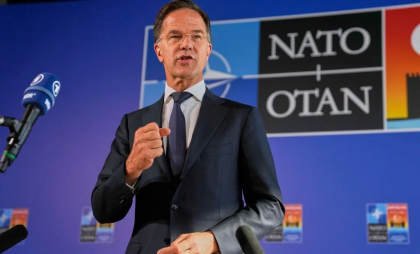 Șeful NATO spune că Vladimir Putin a făcut o „enormă greșeală” prin lipsa de la Istanbul Șeful NATO spune că Vladimir Putin a făcut o „enormă greșeală” prin lipsa de la Istanbul