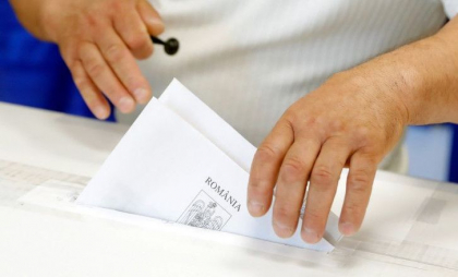 Alegeri prezidențiale 2025, turul doi, ziua decisivă: România își alege președintele și își decide viitorul Alegeri prezidențiale 2025, turul doi, ziua decisivă: România își alege președintele și își decide viitorul