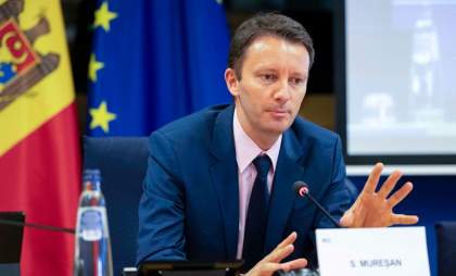Sigfried Mureșan, mesaj de mulțumire pentru românii din Republica Moldova care au votat „candidatul pro-european”. Ce înseamnă câștigul acestuia pentru țara noastră Sigfried Mureșan, mesaj de mulțumire pentru românii din Republica Moldova care au votat „candidatul pro-european”. Ce înseamnă câștigul acestuia pentru țara noastră