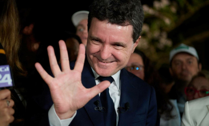 Când va prelua oficial Nicușor Dan funcția de președinte al României. Mandatul său începe peste câteva zile
Când va prelua oficial Nicușor Dan funcția de președinte al României. Mandatul său începe peste câteva zile