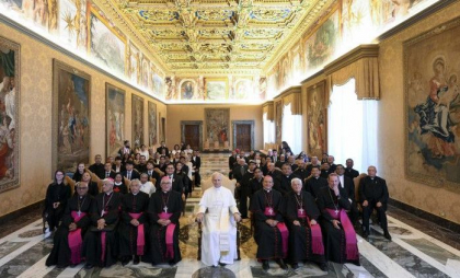 Donald Trump, Volodimir Zelenski și aliații europeni salută oferta papei Leon al XIV-lea de a găzdui negocieri Rusia-Ucraina la Vatican Donald Trump, Volodimir Zelenski și aliații europeni salută oferta papei Leon al XIV-lea de a găzdui negocieri Rusia-Ucraina la Vatican