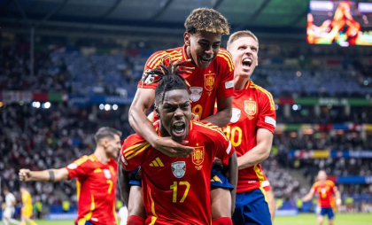 "Bomba" pregătită de Real Madrid! Marca anunță că Florentino Perez e foarte aproape să transfere un nou "galactic" "Bomba" pregătită de Real Madrid! Marca anunță că Florentino Perez e foarte aproape să transfere un nou "galactic"