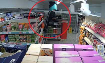 Motivul pentru care un bărbat a fost interzis de un mare lanț de magazine. Nu mai are voie să intre în niciunul - VIDEO