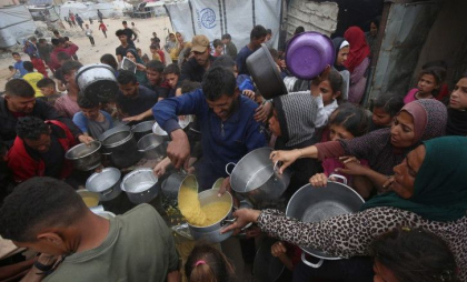 ONU acuză Israelul că blochează în continuare intrarea camioanelor cu ajutoare umanitare în Fâșia Gaza