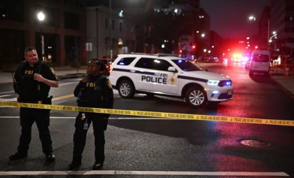 Cine este bărbatul suspectat că i-a ucis pe cei doi angajaţi ai ambasadei Israelului în fața muzeului evreiesc din Washington. VIDEO cu momentul când e arestat