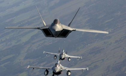 S-au descoperit rămășitele piloților dispăruți după prăbușirea avionului militar în Japonia. Încă nu se știe ce s-a întâmplat
S-au descoperit rămășitele piloților dispăruți după prăbușirea avionului militar în Japonia. Încă nu se știe ce s-a întâmplat