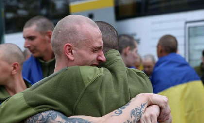 Trump afirmă că Rusia și Ucraina au finalizat un „schimb major” de prizonieri. Întrebarea pe care și-o pune liderul SUA
Trump afirmă că Rusia și Ucraina au finalizat un „schimb major” de prizonieri. Întrebarea pe care și-o pune liderul SUA