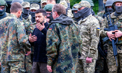 Reacția oficială a Ucrainei după „atacurile masive teroriste” ale Rusiei cu 264 de „arme diferite”, inclusiv 14 rachete
Reacția oficială a Ucrainei după „atacurile masive teroriste” ale Rusiei cu 264 de „arme diferite”, inclusiv 14 rachete