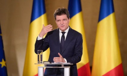  „Este necesară sprijinirea parcursului european al Republicii Moldova”, a declarat președintele României, Nicușor Dan, când a depus jurământul în fața Parlamentului român