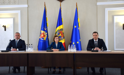 Procurorul general interimar, Alexandru Machidon, a fost prezentat corpului de procurori. Maia Sandu, prezentă la eveniment - FOTO Procurorul general interimar, Alexandru Machidon, a fost prezentat corpului de procurori. Maia Sandu, prezentă la eveniment - FOTO
